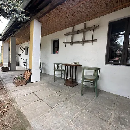 Szazholdas Pagony Vendeghaz Apartmán *